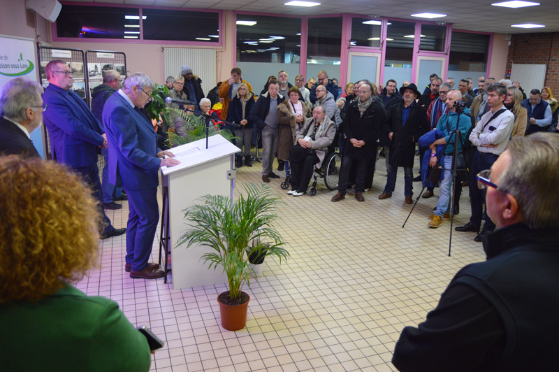 Convivialité et partage lors des cérémonies de Monsieur le Maire